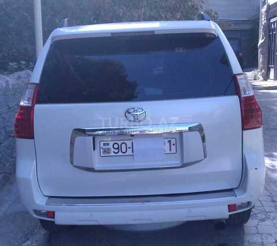 Toyota Prado 2011, 215,000 km - 2.7 l - Bakı