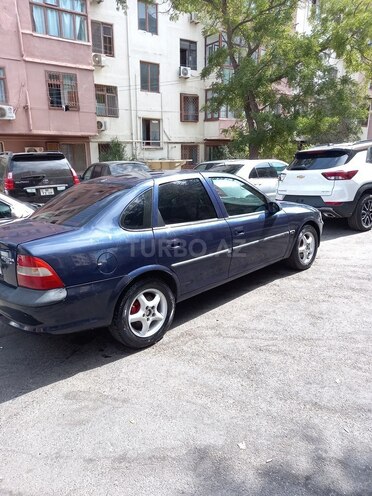 Opel Vectra 1998, 450,000 km - 2.0 l - Bakı