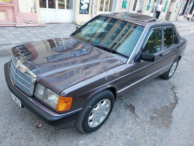 Mercedes 190 1991, 125,428 km - 2.0 l - Bərdə