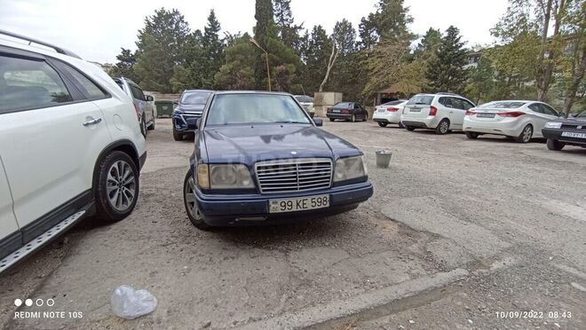 Mercedes E 220 1995, 428,000 km - 2.2 л - Bakı