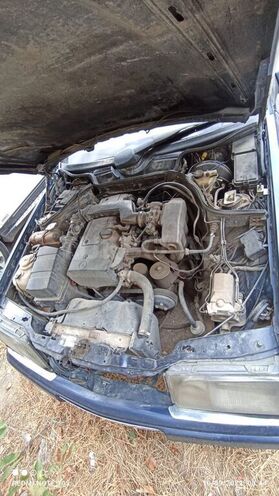 Mercedes E 220 1995, 428,000 km - 2.2 л - Bakı