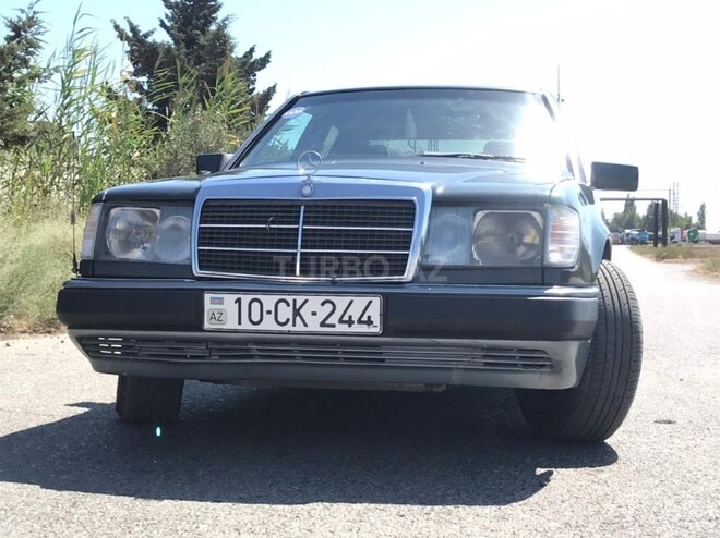 Mercedes E 220 1993, 400,000 km - 2.2 l - Bakı