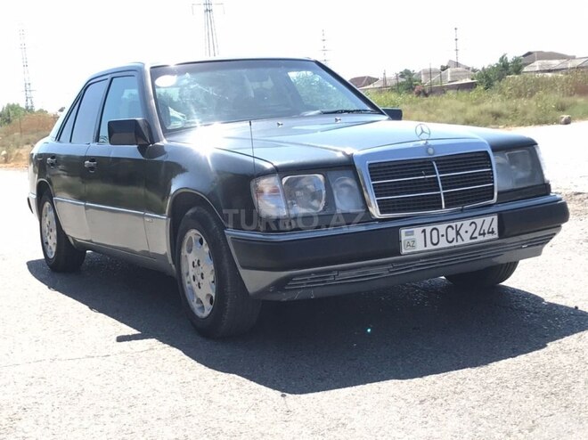 Mercedes E 220 1993, 400,000 km - 2.2 l - Bakı