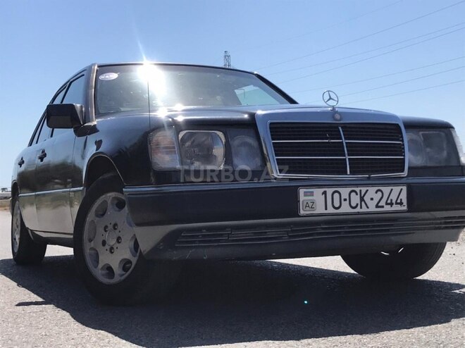 Mercedes E 220 1993, 400,000 km - 2.2 l - Bakı