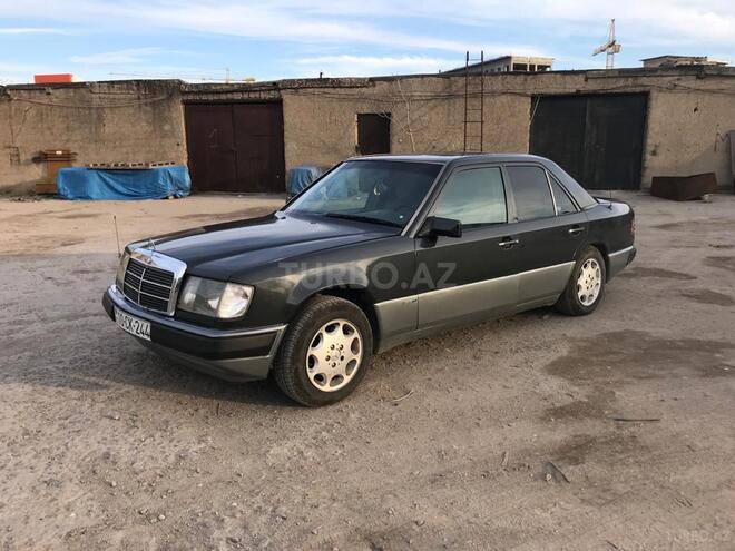 Mercedes E 220 1993, 400,000 km - 2.2 l - Bakı