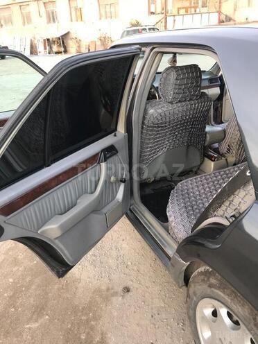 Mercedes E 220 1993, 400,000 km - 2.2 l - Bakı