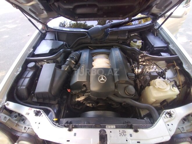 Mercedes E 260 1998, 378,000 km - 2.6 l - Mingəçevir