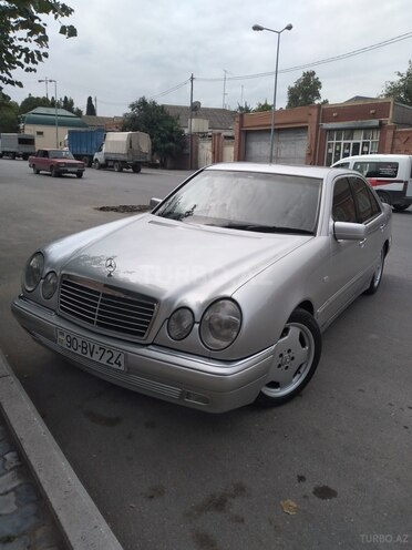 Mercedes E 260 1998, 378,000 km - 2.6 l - Mingəçevir