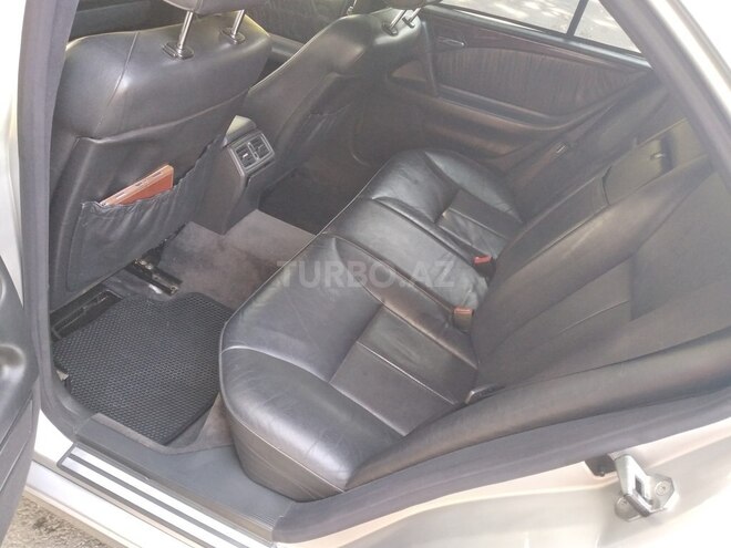 Mercedes E 260 1998, 378,000 km - 2.6 l - Mingəçevir
