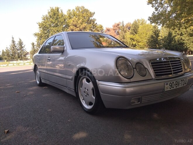 Mercedes E 260 1998, 378,000 km - 2.6 l - Mingəçevir