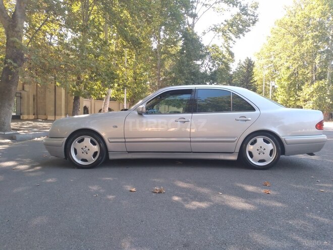 Mercedes E 260 1998, 378,000 km - 2.6 l - Mingəçevir