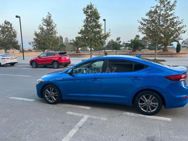 Hyundai Elantra 2018, 50,000 km - 2.0 л - Bakı