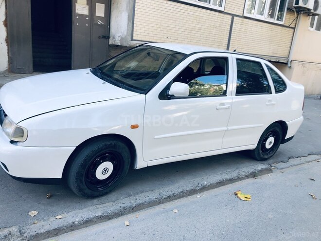 Volkswagen Polo 1997, 241,041 km - 1.6 l - Sumqayıt