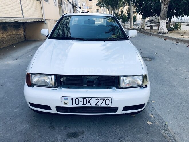 Volkswagen Polo 1997, 241,041 km - 1.6 l - Sumqayıt