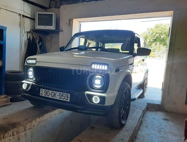 LADA (VAZ) Niva 2009, 310,000 km - 1.7 л - Sumqayıt