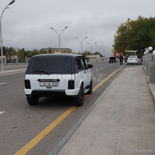 LADA (VAZ) Niva 2009, 310,000 km - 1.7 л - Sumqayıt