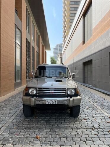 Mitsubishi Pajero 1996, 320,000 km - 2.8 l - Bakı