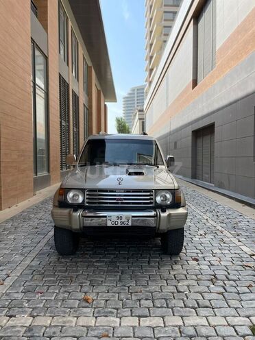 Mitsubishi Pajero 1996, 320,000 km - 2.8 l - Bakı