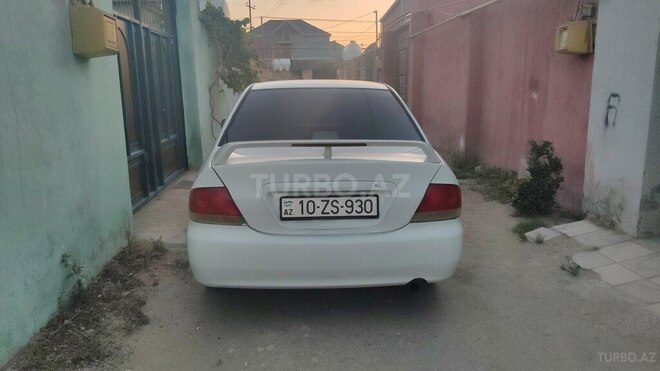 Mitsubishi Lancer 2004, 320,520 km - 1.3 l - Bakı