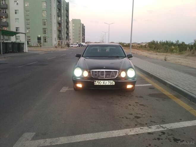 Mercedes E 240 2000, 170,000 km - 2.6 l - Bakı