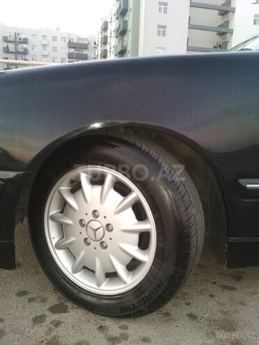 Mercedes E 240 2000, 170,000 km - 2.6 l - Bakı