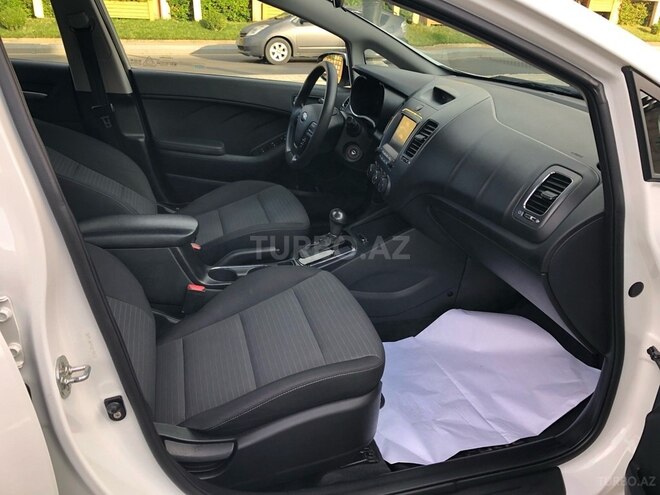 Kia Cerato 2017, 80,000 km - 2.0 л - Bakı