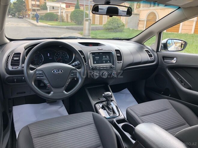 Kia Cerato 2017, 80,000 km - 2.0 л - Bakı