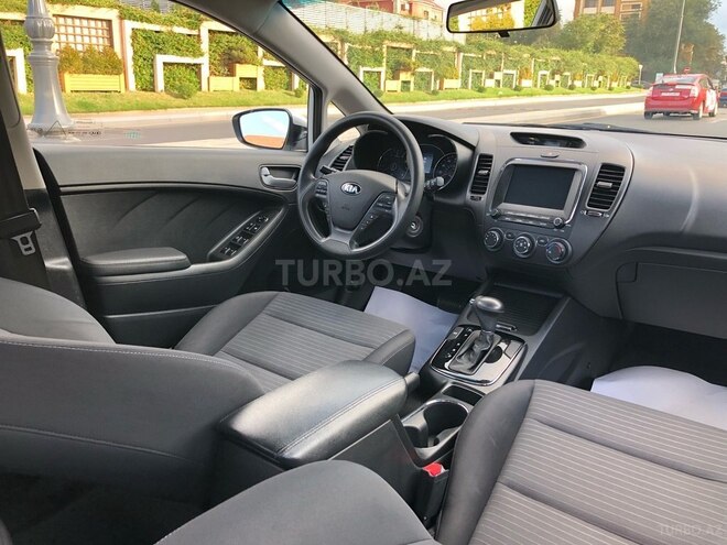 Kia Cerato 2017, 80,000 km - 2.0 л - Bakı