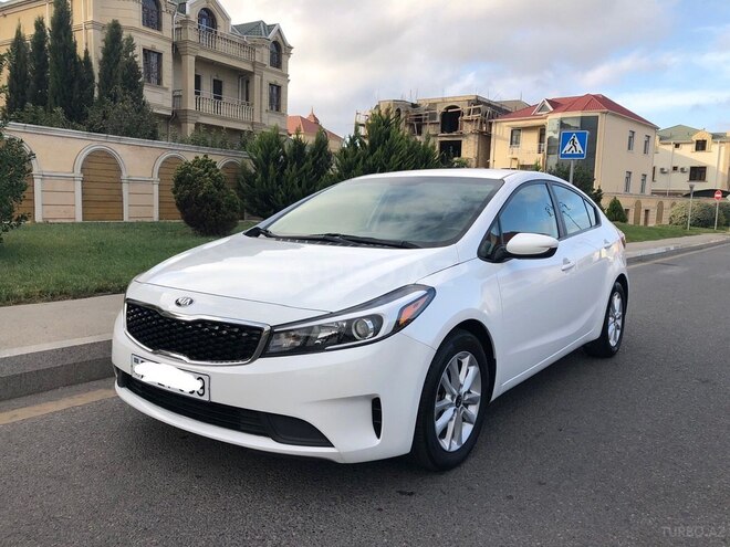 Kia Cerato 2017, 80,000 km - 2.0 л - Bakı