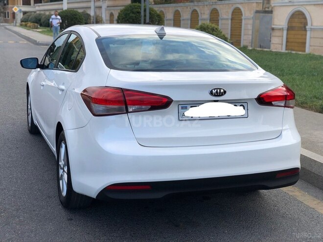 Kia Cerato 2017, 80,000 km - 2.0 л - Bakı