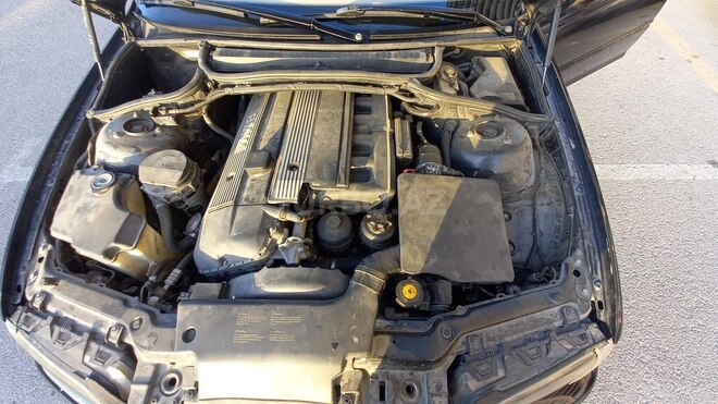 BMW 325 2002, 460,800 km - 2.5 l - Bakı