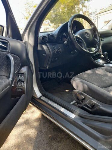 Mercedes C 200 2001, 266,000 km - 2.0 l - Bakı