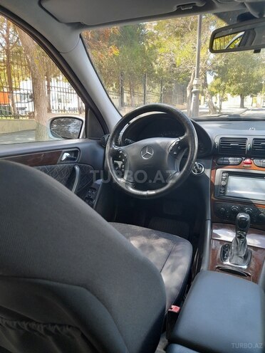 Mercedes C 200 2001, 266,000 km - 2.0 l - Bakı
