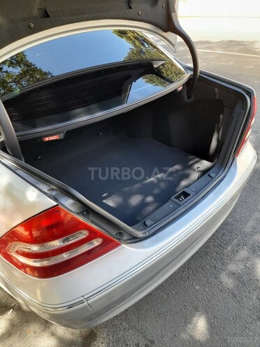 Mercedes C 200 2001, 266,000 km - 2.0 l - Bakı
