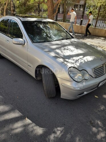 Mercedes C 200 2001, 266,000 km - 2.0 l - Bakı