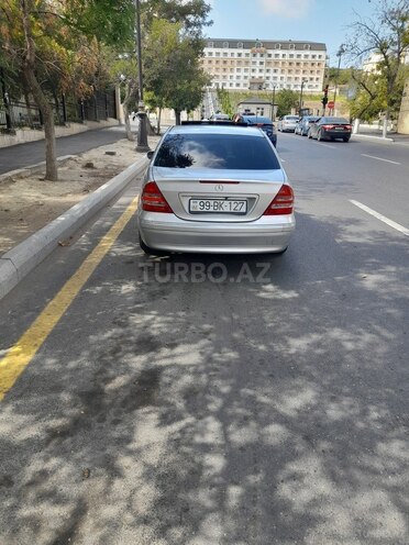 Mercedes C 200 2001, 266,000 km - 2.0 l - Bakı