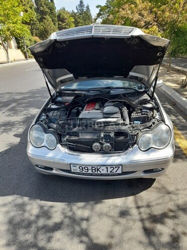 Mercedes C 200 2001, 266,000 km - 2.0 l - Bakı