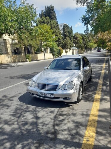 Mercedes C 200 2001, 266,000 km - 2.0 l - Bakı
