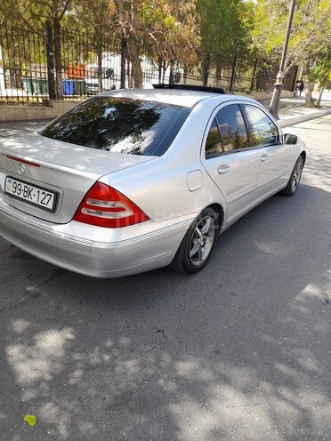 Mercedes C 200 2001, 266,000 km - 2.0 l - Bakı