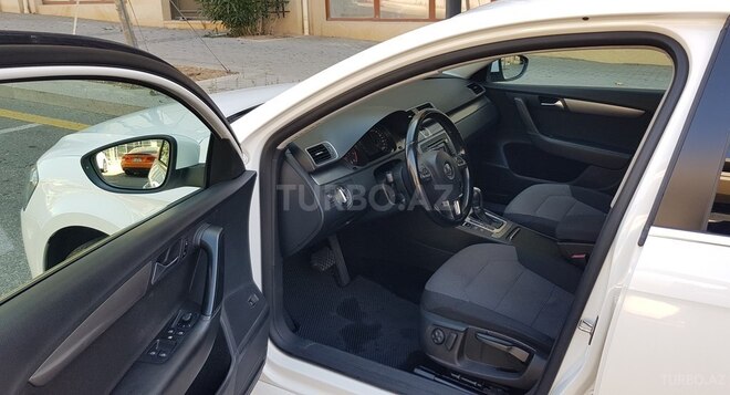 Volkswagen Passat 2012, 213,000 km - 1.8 л - Bakı