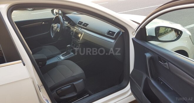 Volkswagen Passat 2012, 213,000 km - 1.8 л - Bakı