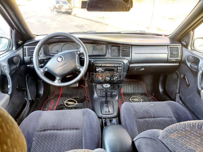 Opel Vectra 1996, 331,044 km - 1.8 l - Gəncə