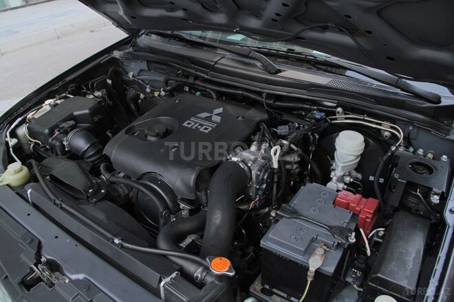 Mitsubishi L200 2012, 159,735 km - 2.5 l - Bakı
