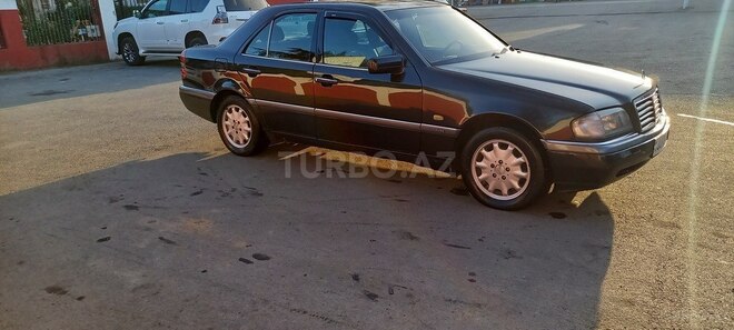 Mercedes C 200 1995, 250,000 km - 2.0 l - Masallı