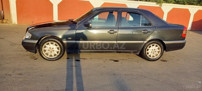 Mercedes C 200 1995, 250,000 km - 2.0 l - Masallı