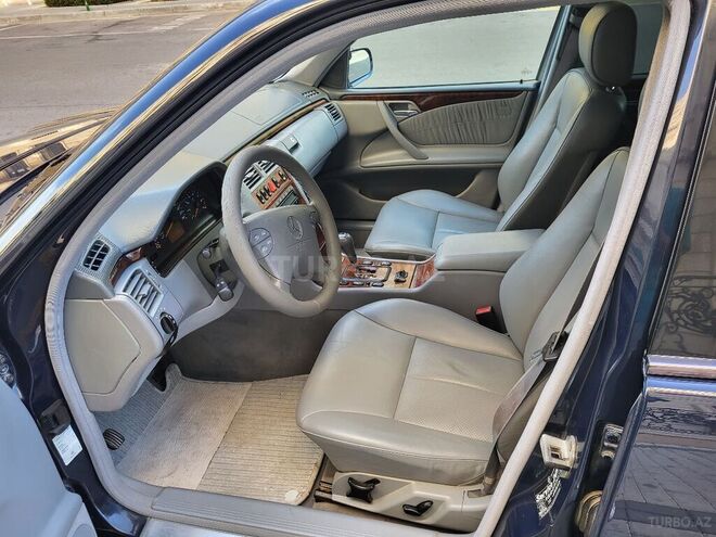 Mercedes E 240 2000, 228,000 km - 2.4 л - Bakı