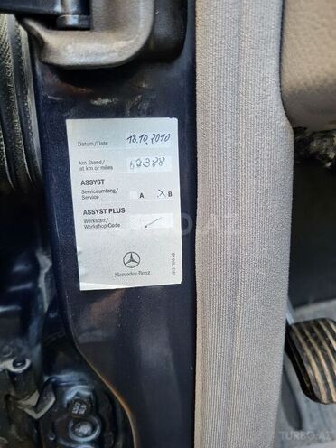 Mercedes E 240 2000, 228,000 km - 2.4 л - Bakı