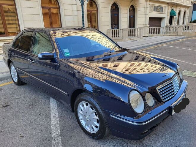 Mercedes E 240 2000, 228,000 km - 2.4 л - Bakı