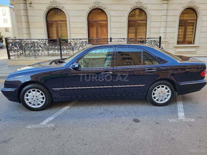Mercedes E 240 2000, 228,000 km - 2.4 л - Bakı