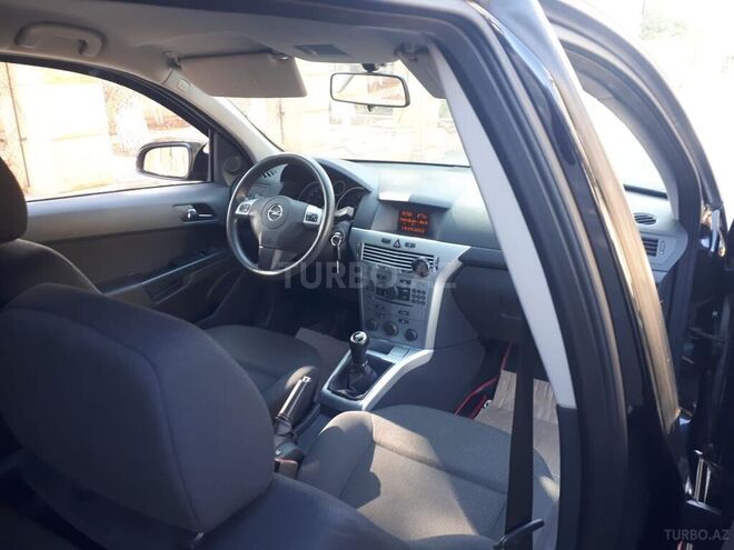 Opel Astra 2009, 139,400 km - 1.4 l - Bakı